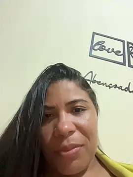 Snapshot of Indiafogosa23 chatting on June 26, 11:43 pm Indiafogosa23 online show from June 26, 11:43 pm