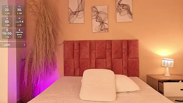 emmy danielss online show from April 30, 11:39 am