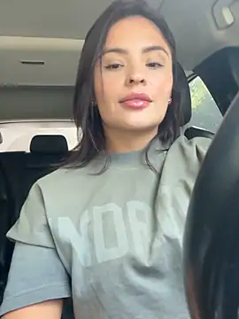 Snapshot of SofiaGomez444 chatting on February 7, 6:05 pm SofiaGomez444 online show from February 7, 6:05 pm