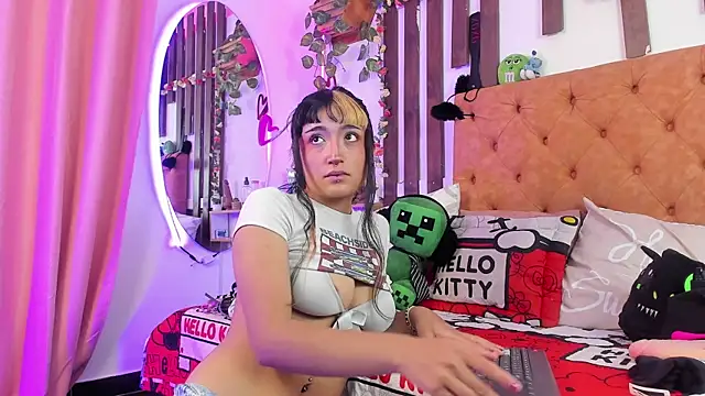 MeowMota  online show from April 9, 6:25 pm