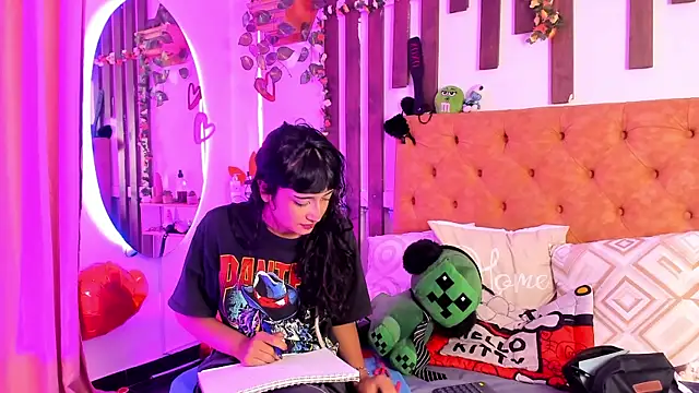 MeowMota  online show from March 14, 7:09 pm