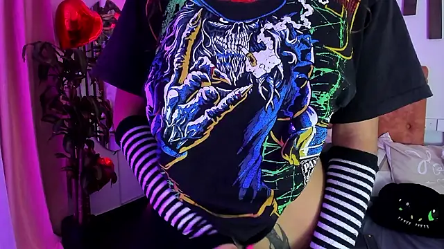 MeowMota  online show from March 3, 6:15 pm