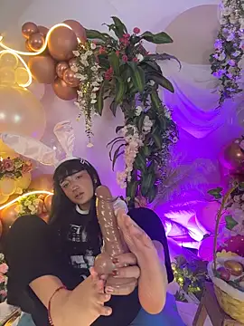 MeowMota  online show from April 1, 7:00 pm