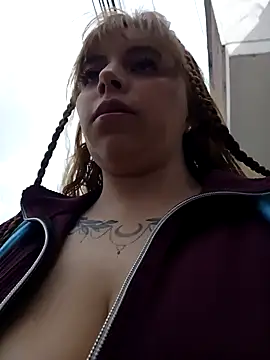 ISABELLA-01  online show from April 23, 7:26 pm