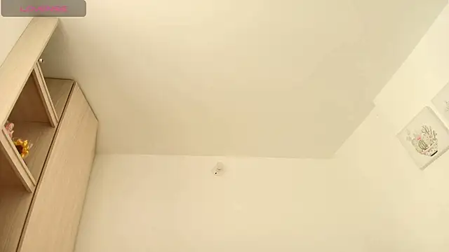 perla hot4u online show from January 7, 1:16 pm