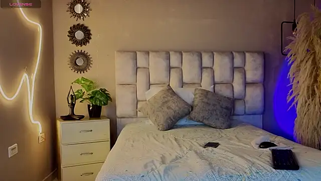  liiss online show from February 7, 11:18 am