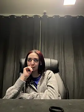 AmayaDominique online show from February 20, 12:18 am