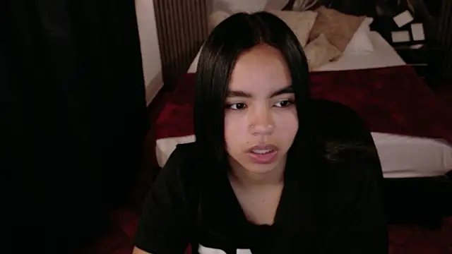 SofiaMante  online show from March 27, 9:05 pm