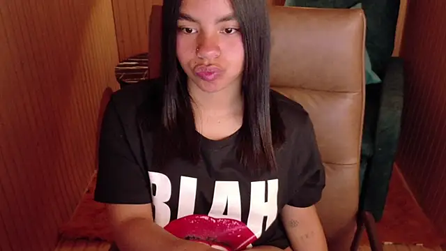 SofiaMante  online show from February 25, 10:09 pm