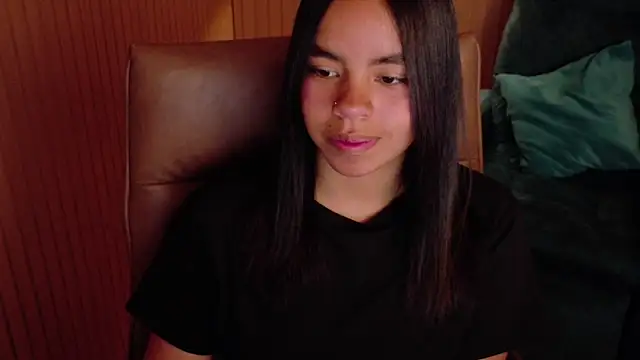 SofiaMante  online show from February 28, 5:34 pm