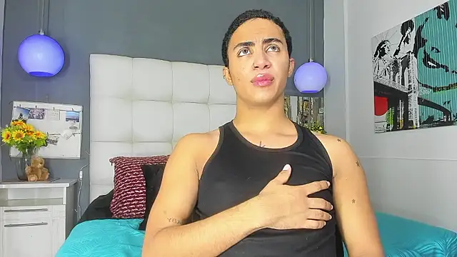 Andyy07  online show from January 10, 8:59 pm