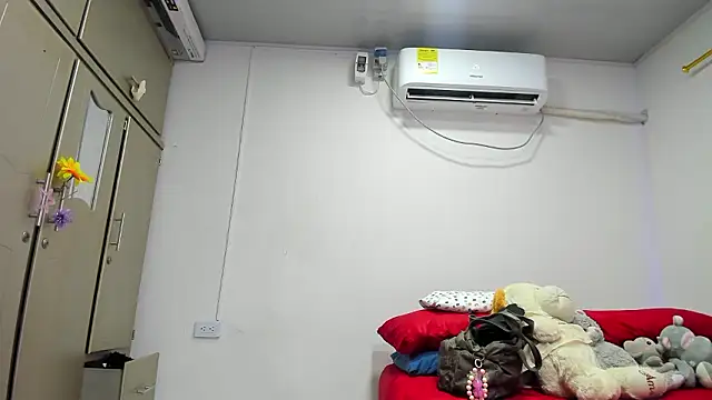 vennuss19 online show from March 20, 10:33 pm