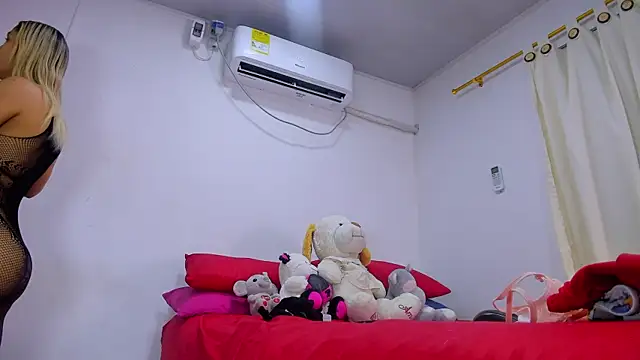 vennuss19 online show from April 7, 12:29 pm