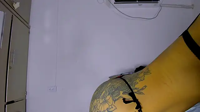 vennuss19 online show from March 26, 10:29 pm