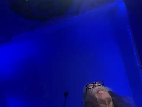 LickYourYoni online show from February 22, 2:30 pm