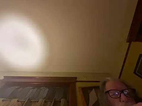 LickYourYoni online show from February 19, 5:48 am