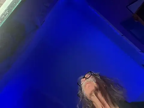 LickYourYoni online show from February 1, 12:58 pm