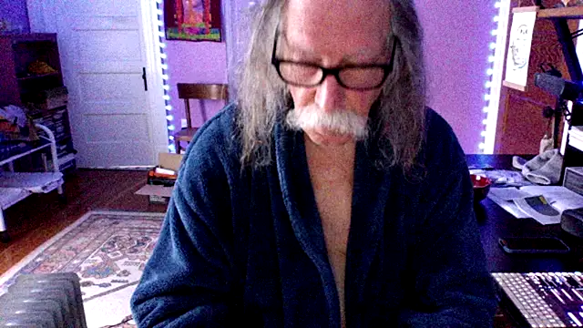 LickYourYoni online show from April 13, 2:54 pm