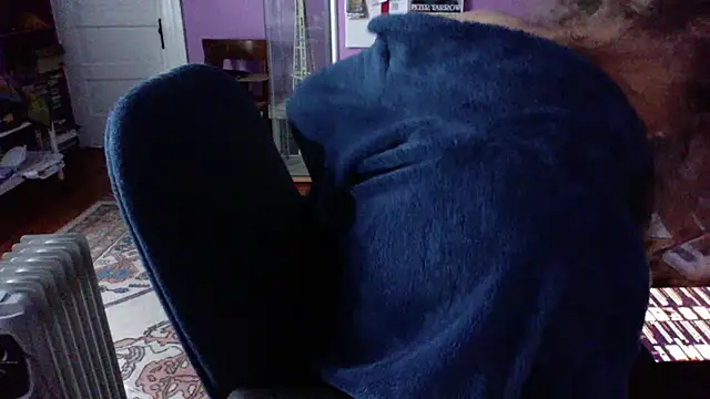Snapshot of LickYourYoni chatting on May 9, 1:36 pm LickYourYoni online show from May 9, 1:36 pm