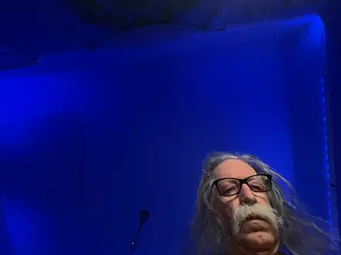 LickYourYoni online show from February 21, 2:30 pm