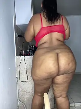 NataliaMillers online show from April 12, 5:44 am