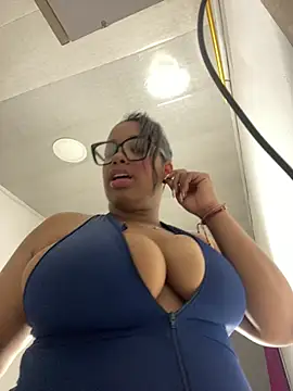 NataliaMillers online show from May 9, 4:16 am