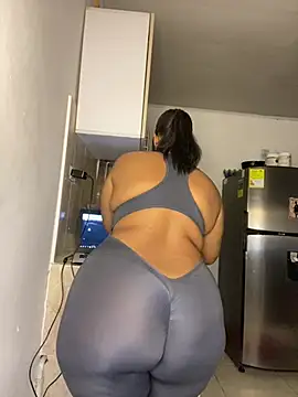 NataliaMillers online show from June 18, 3:05 am