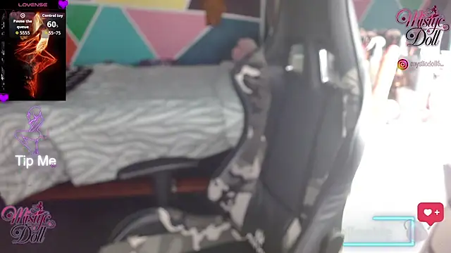 Mysticdooll69 online show from January 14, 11:08 pm