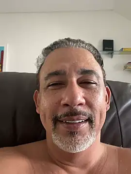 fabbronxer online show from February 24, 5:47 pm