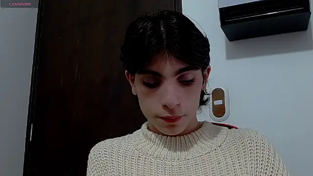 lilithot23 online show from January 12, 7:20 pm