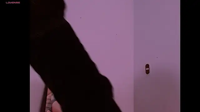 lilithot23 online show from February 2, 7:13 pm