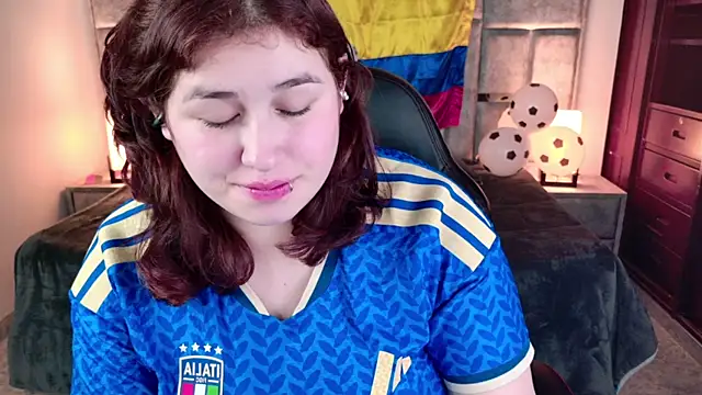 azul veraa online show from June 26, 3:51 pm