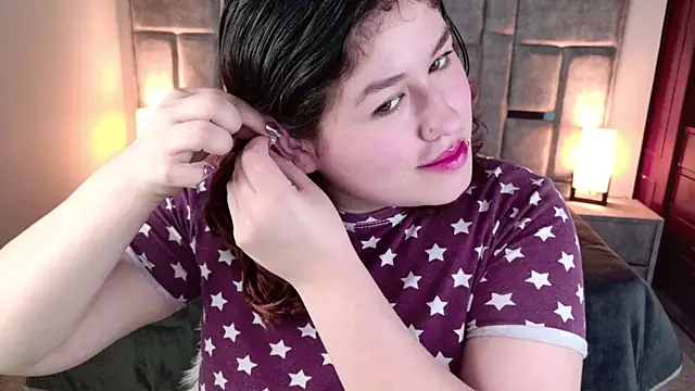 azul veraa online show from May 30, 12:22 pm