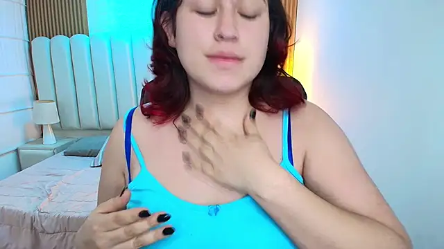 azul veraa online show from February 3, 12:21 pm