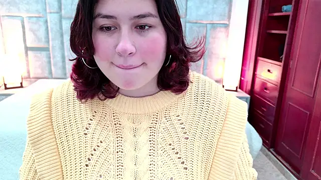 azul veraa online show from March 11, 12:21 pm