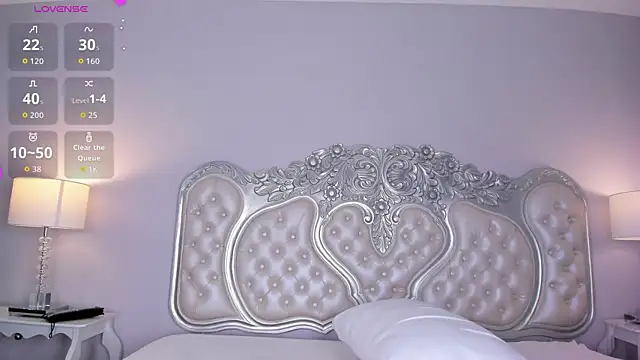 KatheOlson online show from April 10, 9:00 pm