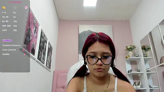 Snapshot of Paris_rivas chatting on March 18, 11:59 pm Paris rivas online show from March 18, 11:59 pm