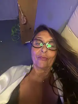 Annalua73 online show from January 9, 3:30 pm