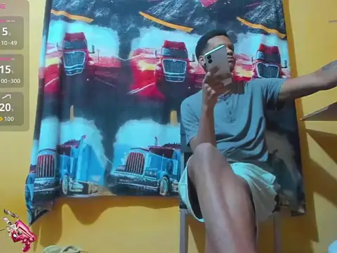 aunstin mohamme online show from February 11, 8:31 pm