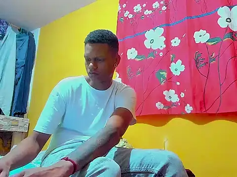 aunstin mohamme online show from February 26, 12:21 am