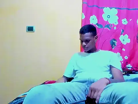 aunstin mohamme online show from February 27, 2:23 am