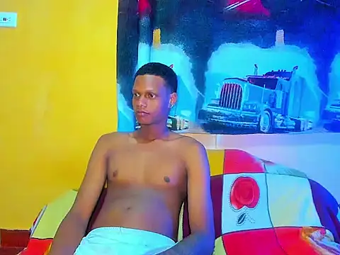 aunstin mohamme online show from April 18, 4:48 am