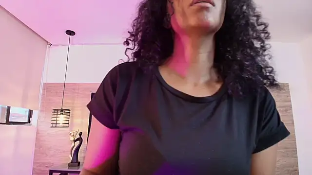 Ellie-Alves online show from July 17, 1:52 pm