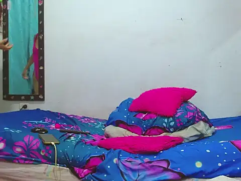 sofia carol online show from March 17, 3:20 am