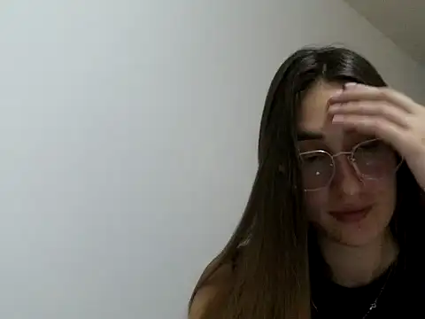 Snapshot of Noracherry chatting on March 2, 3:18 am Noracherry online show from March 2, 3:18 am