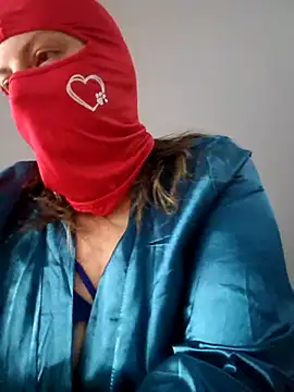 Divana2000 online show from February 10, 7:40 am