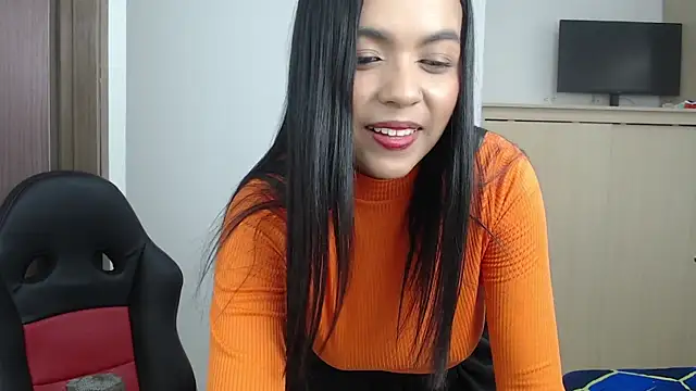 manuela99x online show from April 18, 7:07 pm