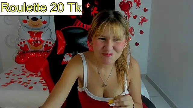 Snapshot of Bella_Blanca chatting on February 13, 12:16 pm Bella Blanca online show from February 13, 12:16 pm