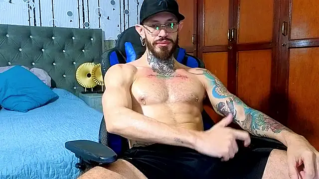 Snapshot of Simon_Rz chatting on June 6, 12:21 pm Simon Rz online show from June 6, 12:21 pm
