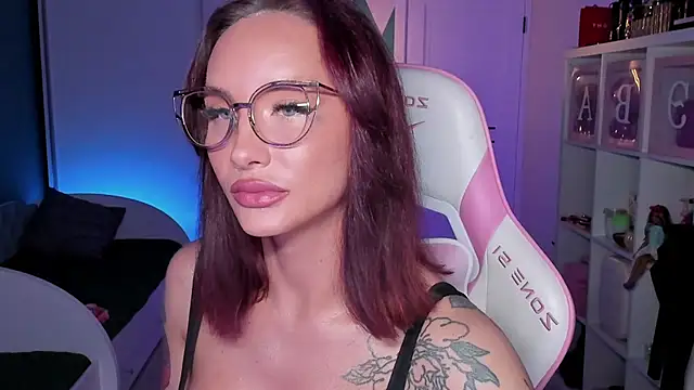 SibylVex online show from February 7, 3:20 pm